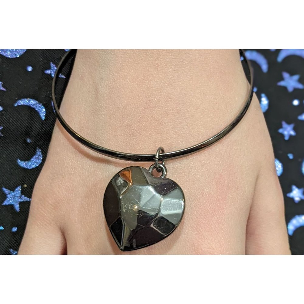 Gunmetal Puffed Heart Bracelet